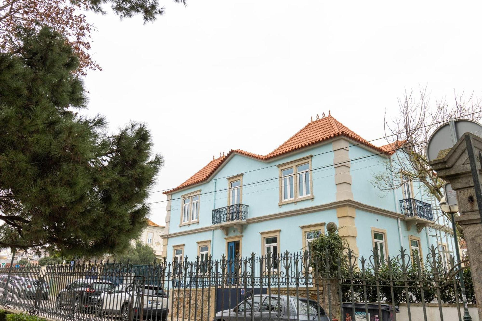 Surf & Sea Suites Parede Kültér fotó